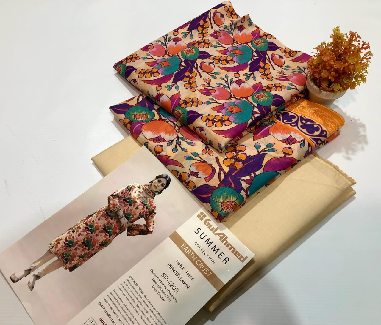 Gull Ahmed lawn print 3p