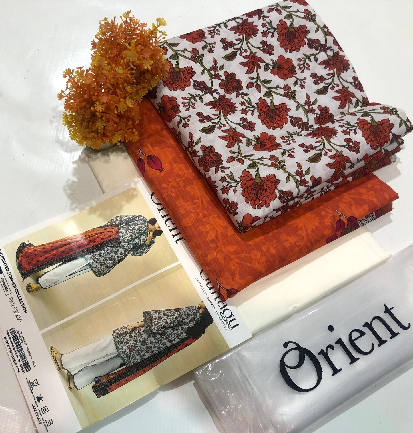 Orient Guftagu lawn print 3p