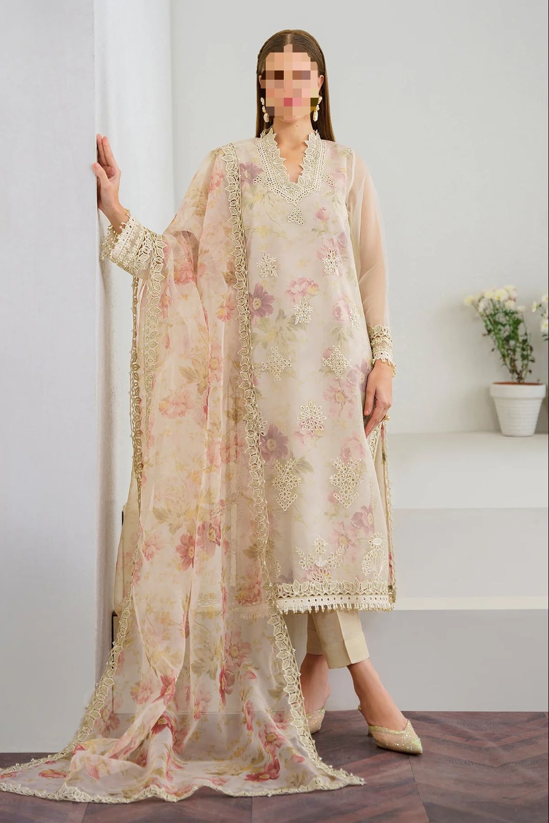 Baroque Fancy Embroidered Organza Chicken Kari