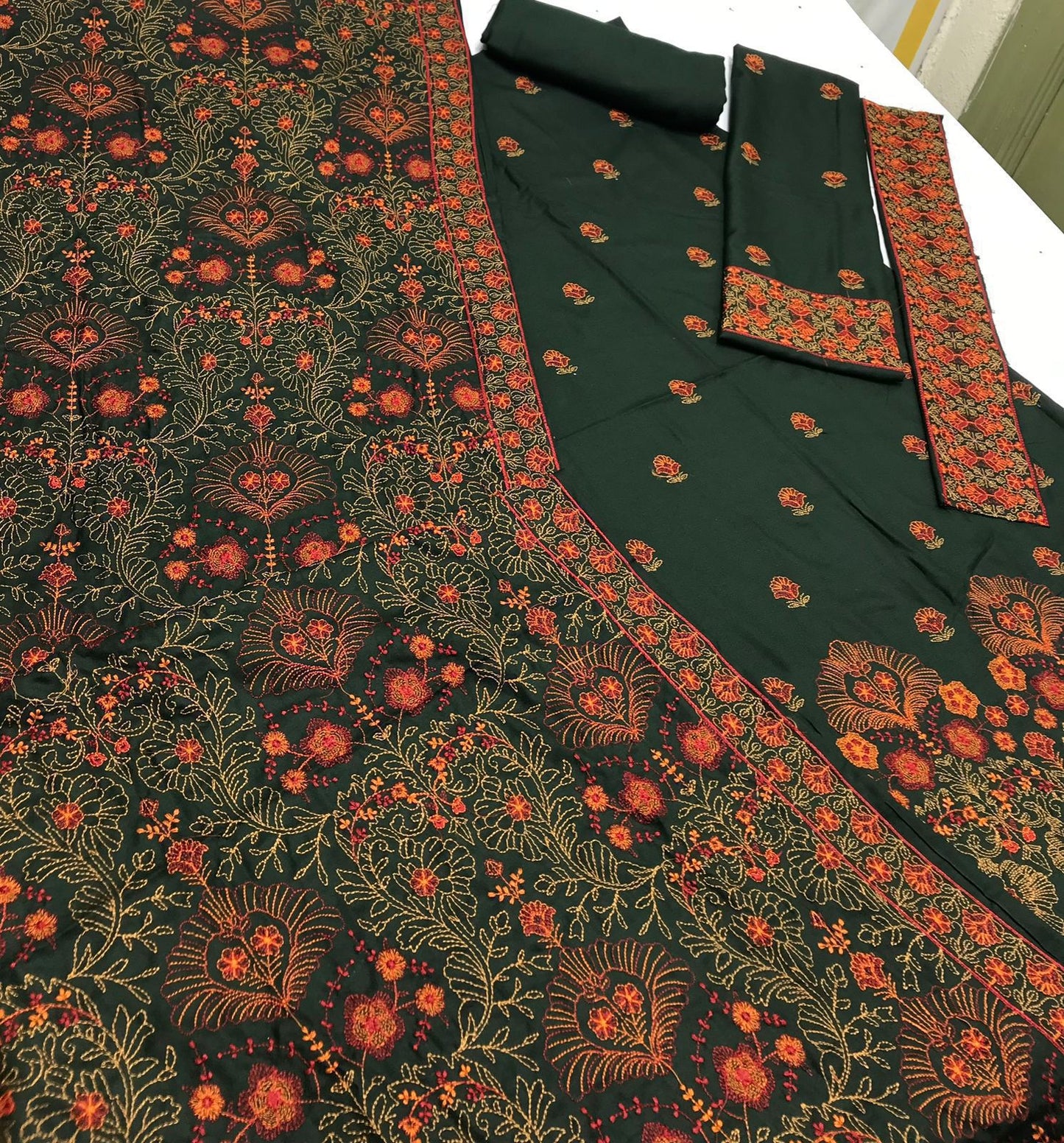 BAREEZE PREMIUM HEAVY EMBROIDERED DHANAK