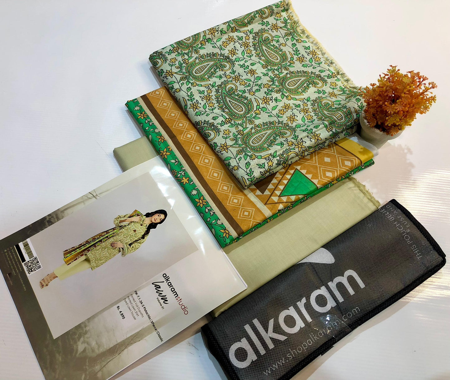 Alkaram studio lawn print 3p