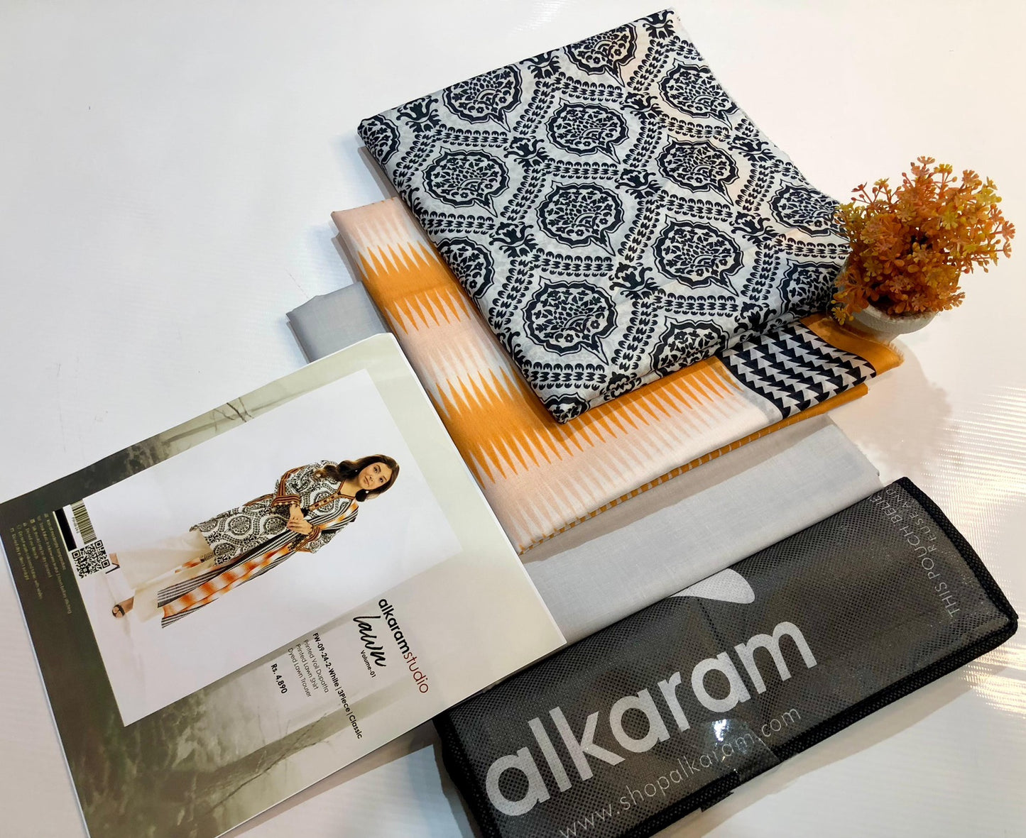 Alkaram studio lawn print 3p